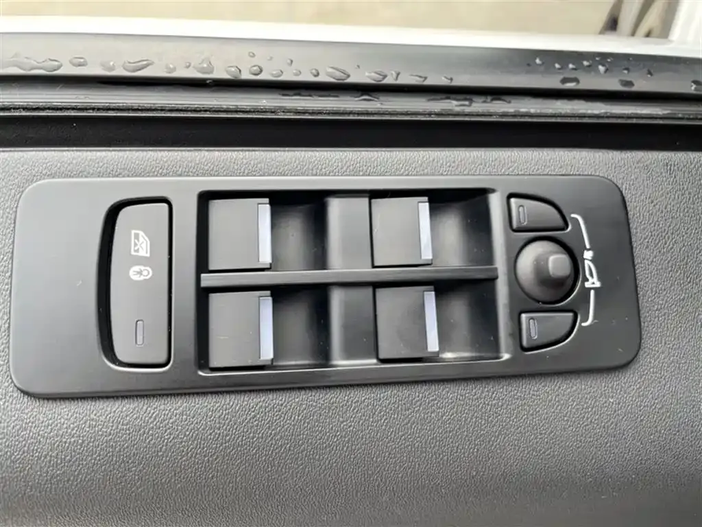 Land Rover Discovery Sport 2023 из CN, фото 9