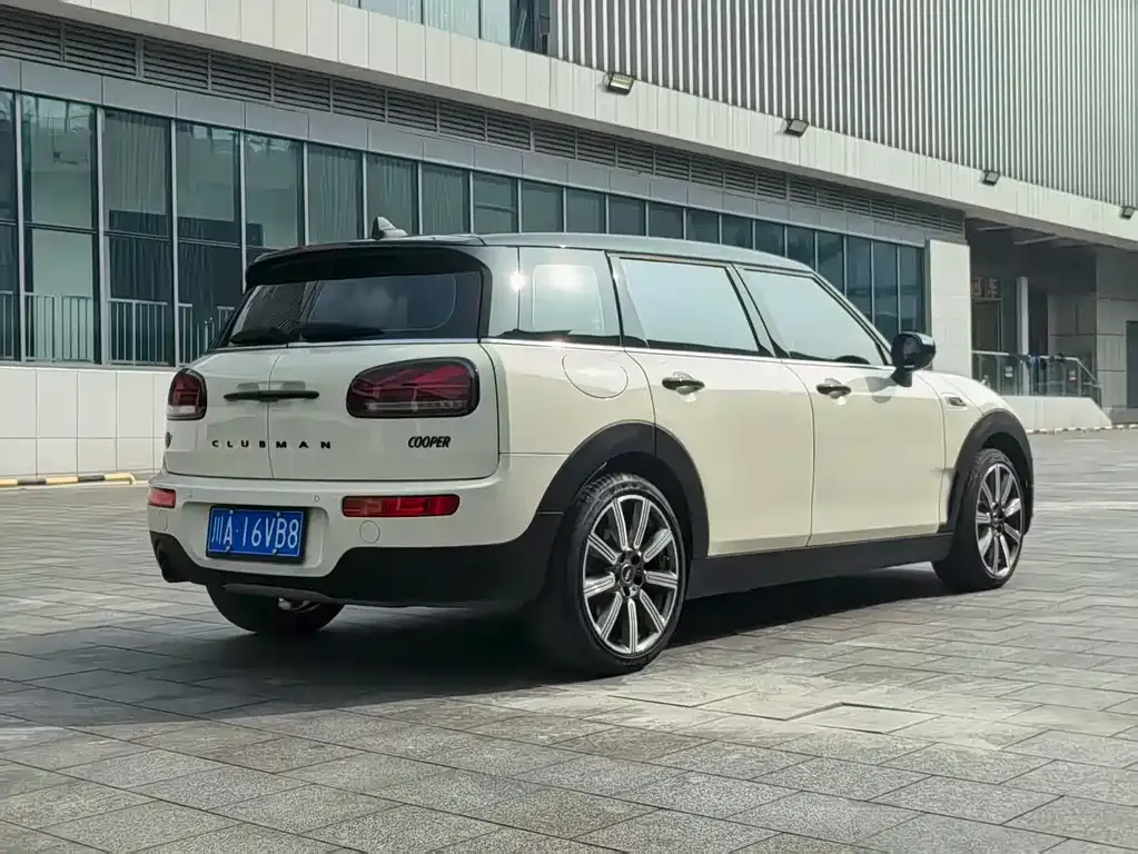 [object Object] Mini Clubman 2022 из CN, фото 10