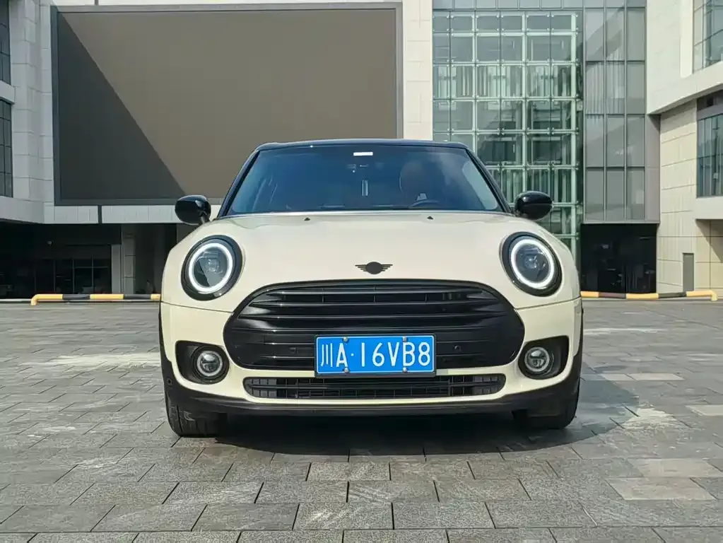 [object Object] Mini Clubman 2022 из CN, фото 3
