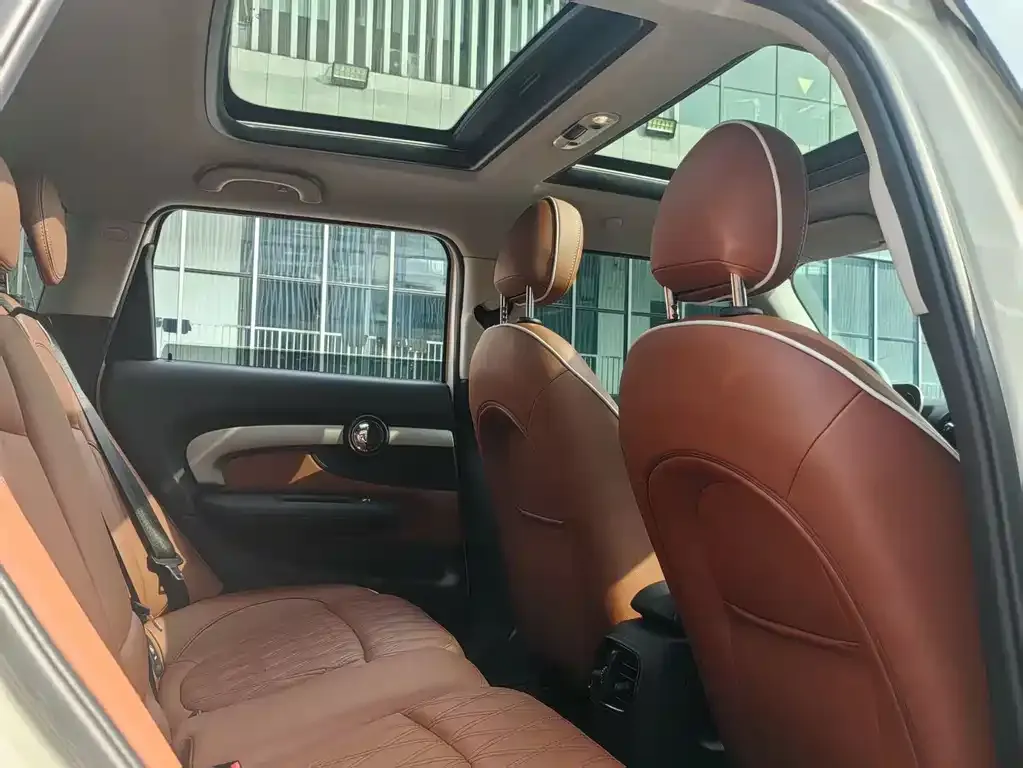 [object Object] Mini Clubman 2022 из CN, фото 7