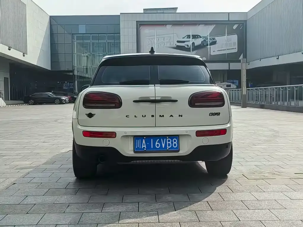 [object Object] Mini Clubman 2022 из CN, фото 9