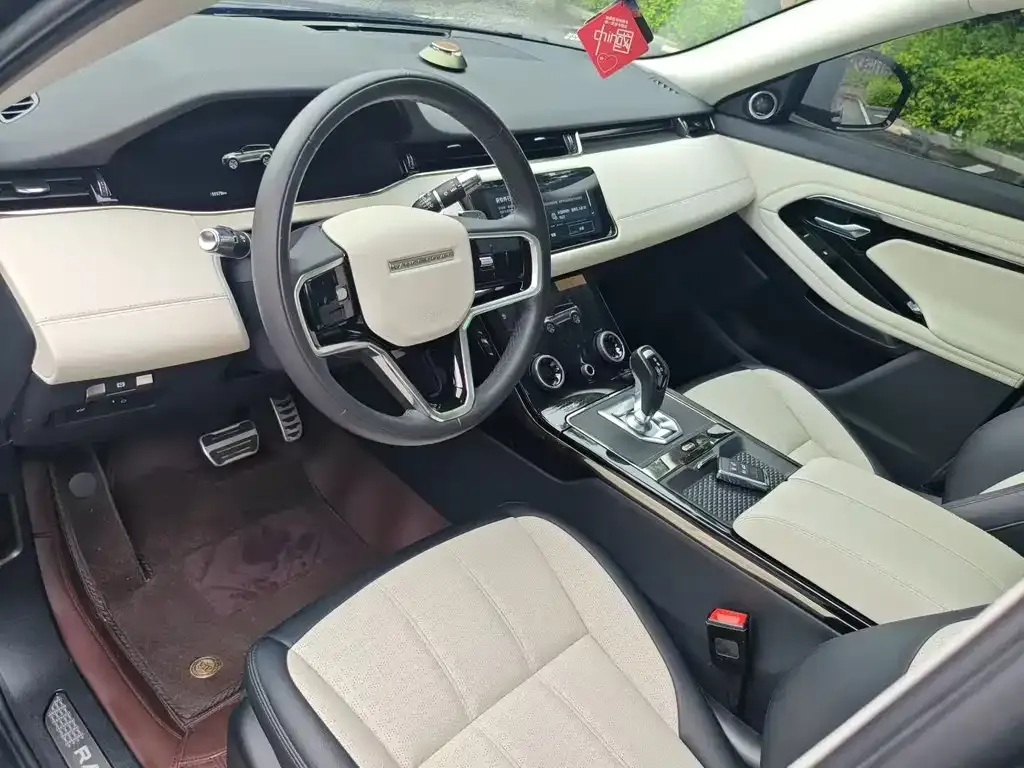 Land Rover Evoque 2022 из CN, фото 4