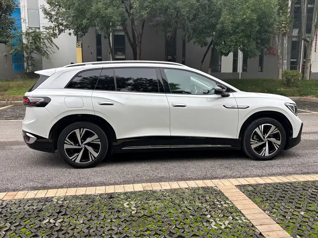 [object Object] ID.6 Crozz 2024 из CN, фото 4