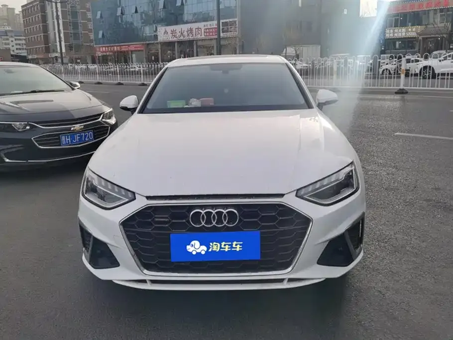 Audi A4L 2021 из CN, фото 2
