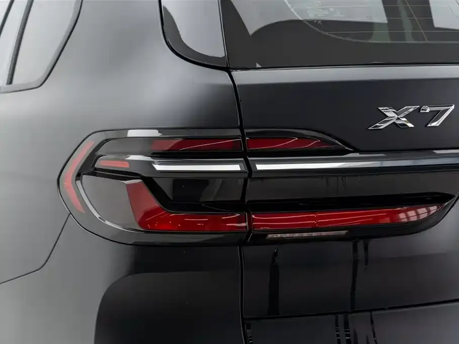 BMW X7 2023 из CN, фото 9