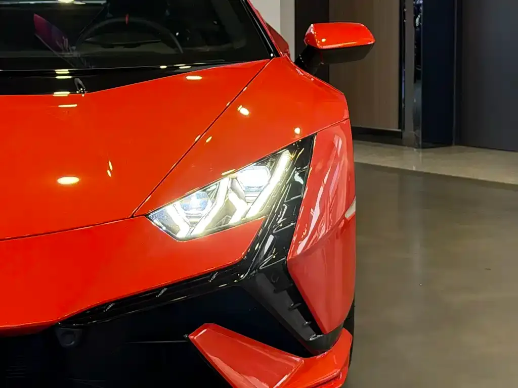 Lamborghini Huracan 2024 из CN, фото 5