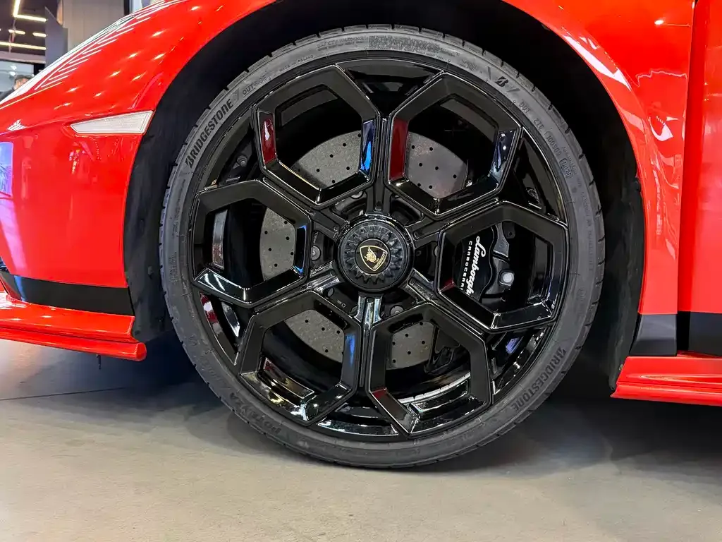 Lamborghini Huracan 2024 из CN, фото 7
