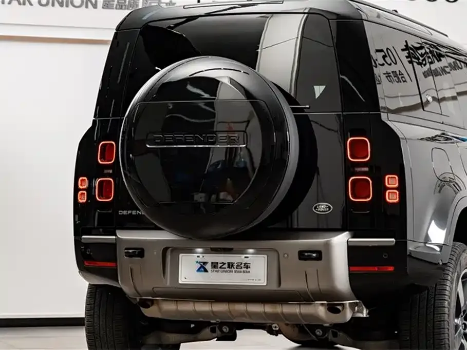 Land Rover Defender 2024 из CN, фото 8