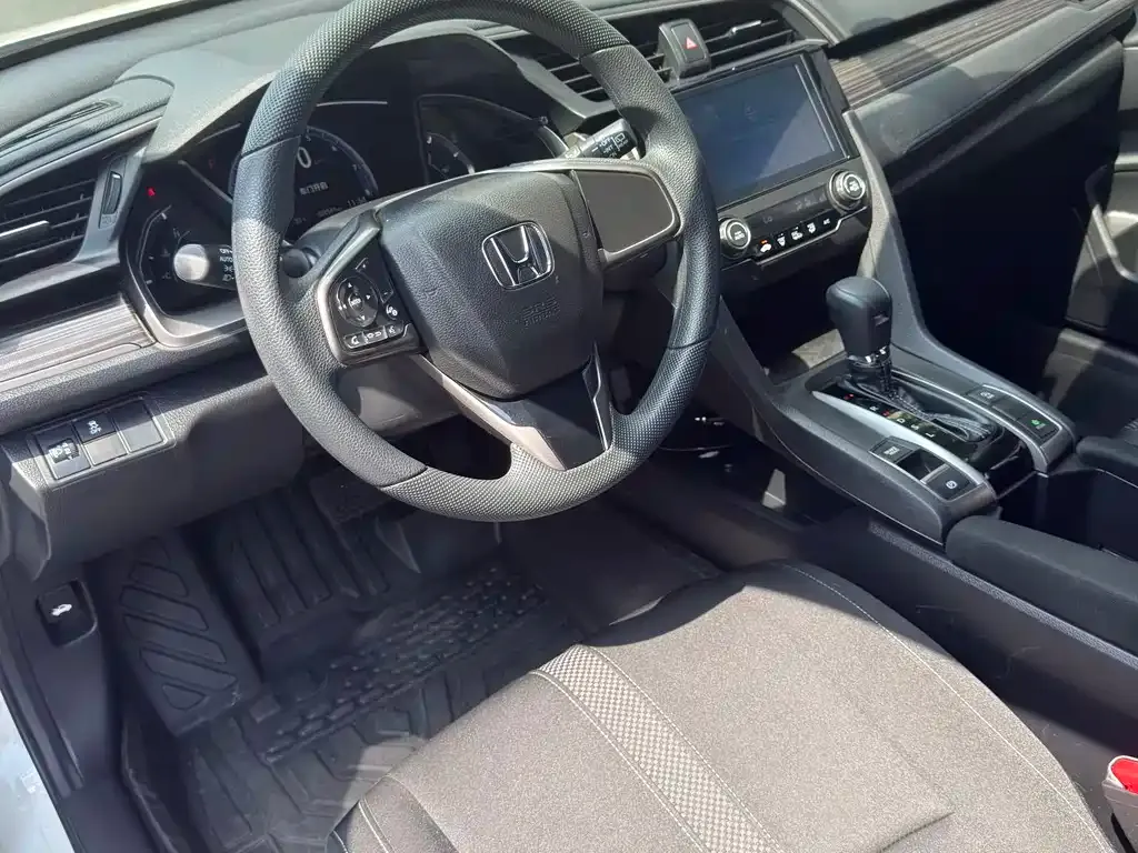 Honda Civic 2022 из CN, фото 4