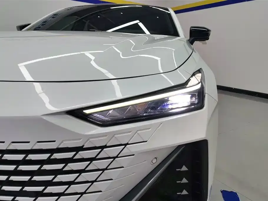 Changan UNI-V 2023 из CN, фото 5