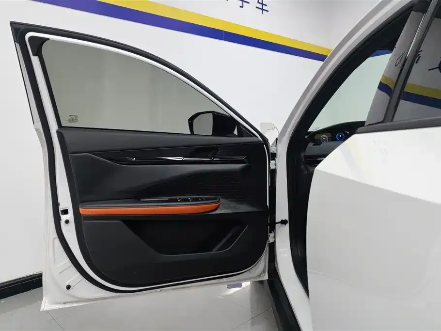 Changan UNI-V 2023 из CN, фото 7