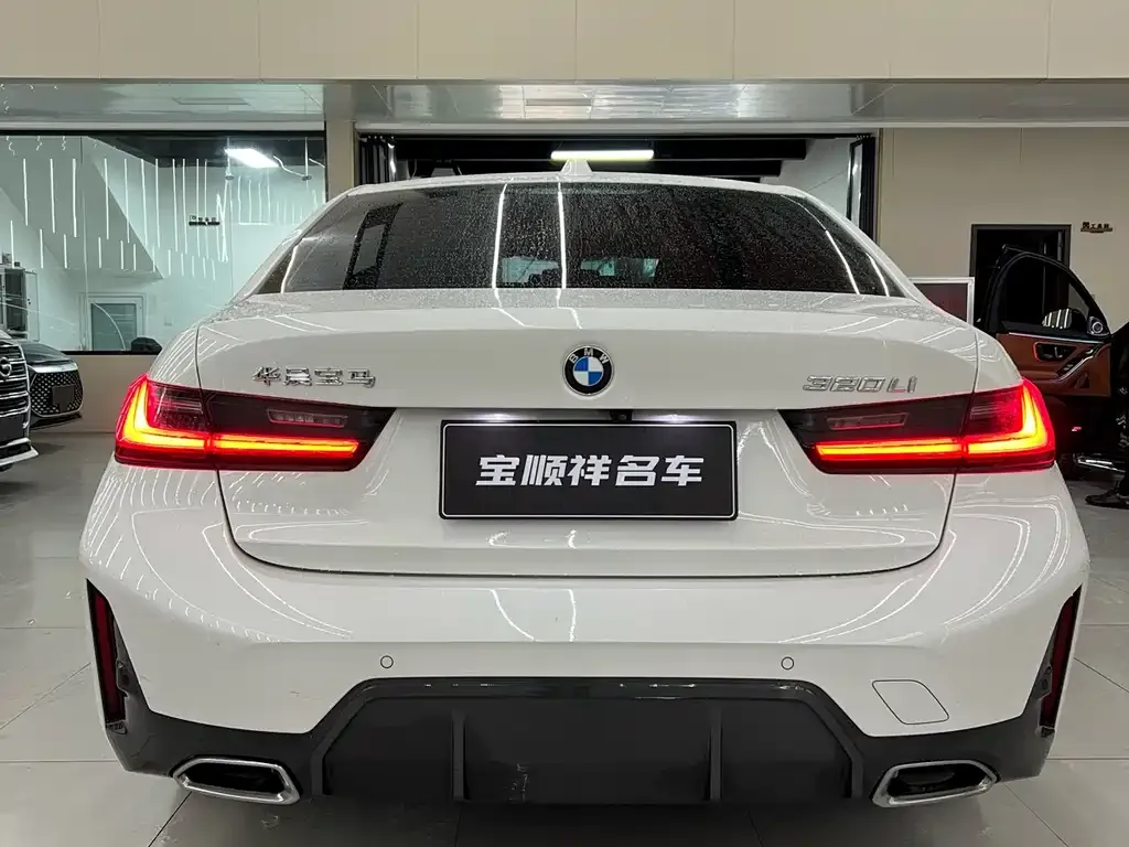 BMW 3 Series 2023 из CN, фото 7
