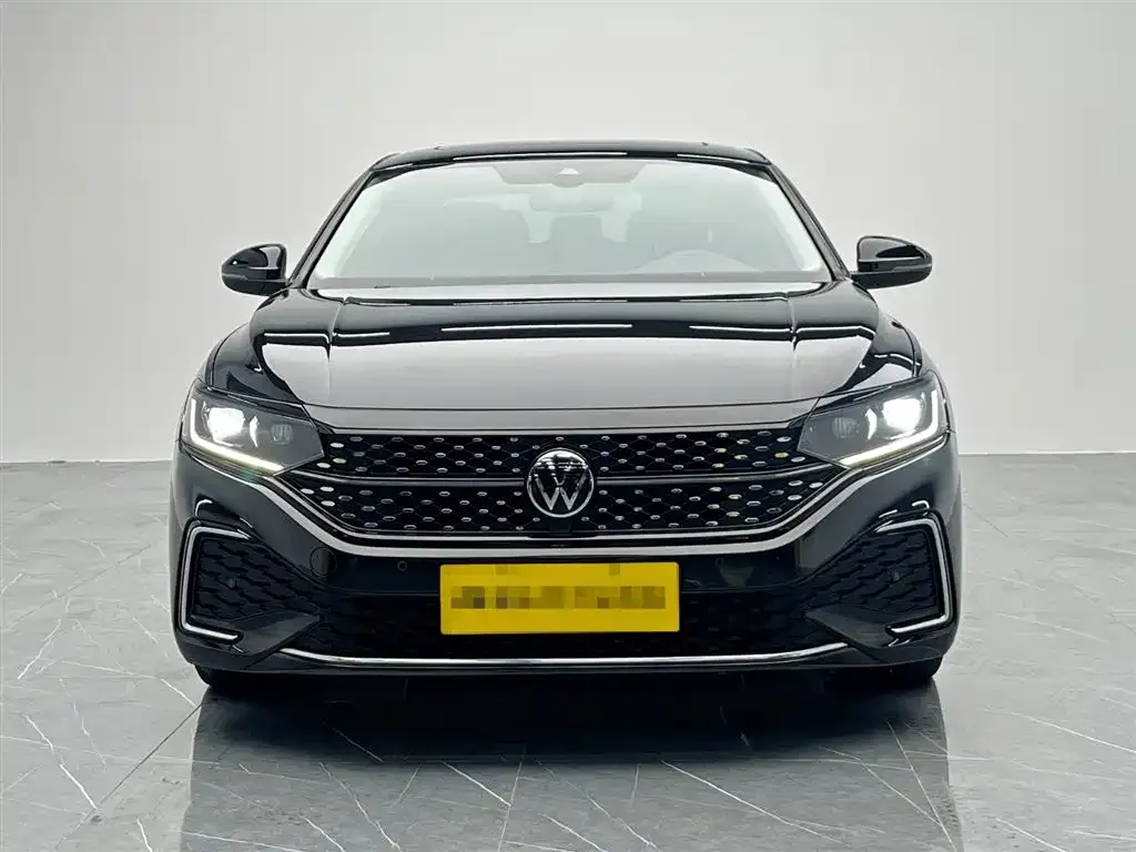 Volkswagen Passat 2022 из CN, фото 2