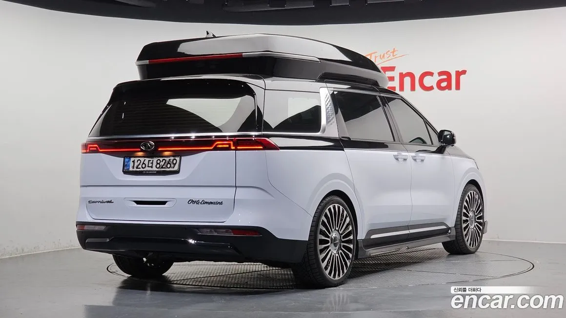 Kia Carnival 2021 из KR, фото 2