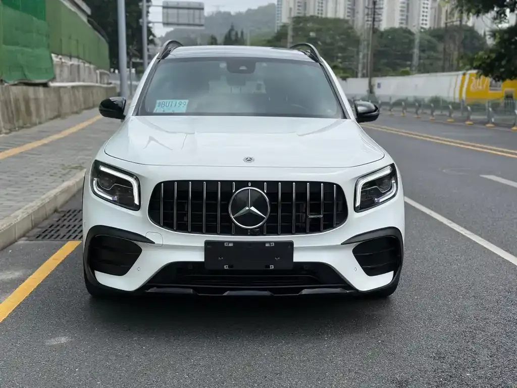 Mercedes-Benz GLB AMG 2023 из CN, фото 2