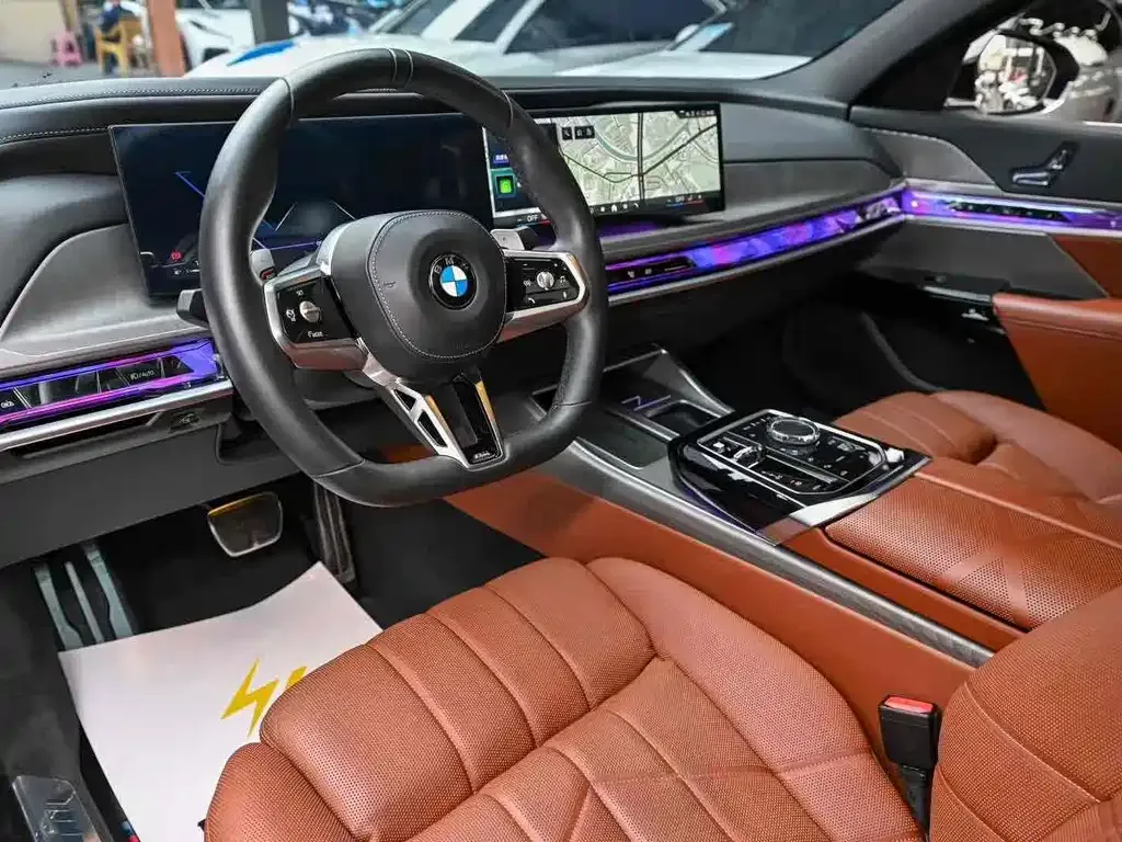 BMW 7 Series 2023 из CN, фото 8