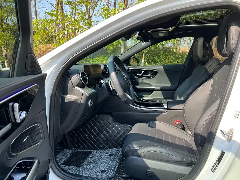 Mercedes-Benz C-Class 2023 из CN, фото 9