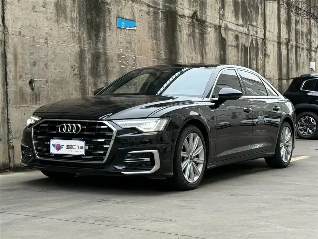 Audi A6L 2023 из CN, фото 1