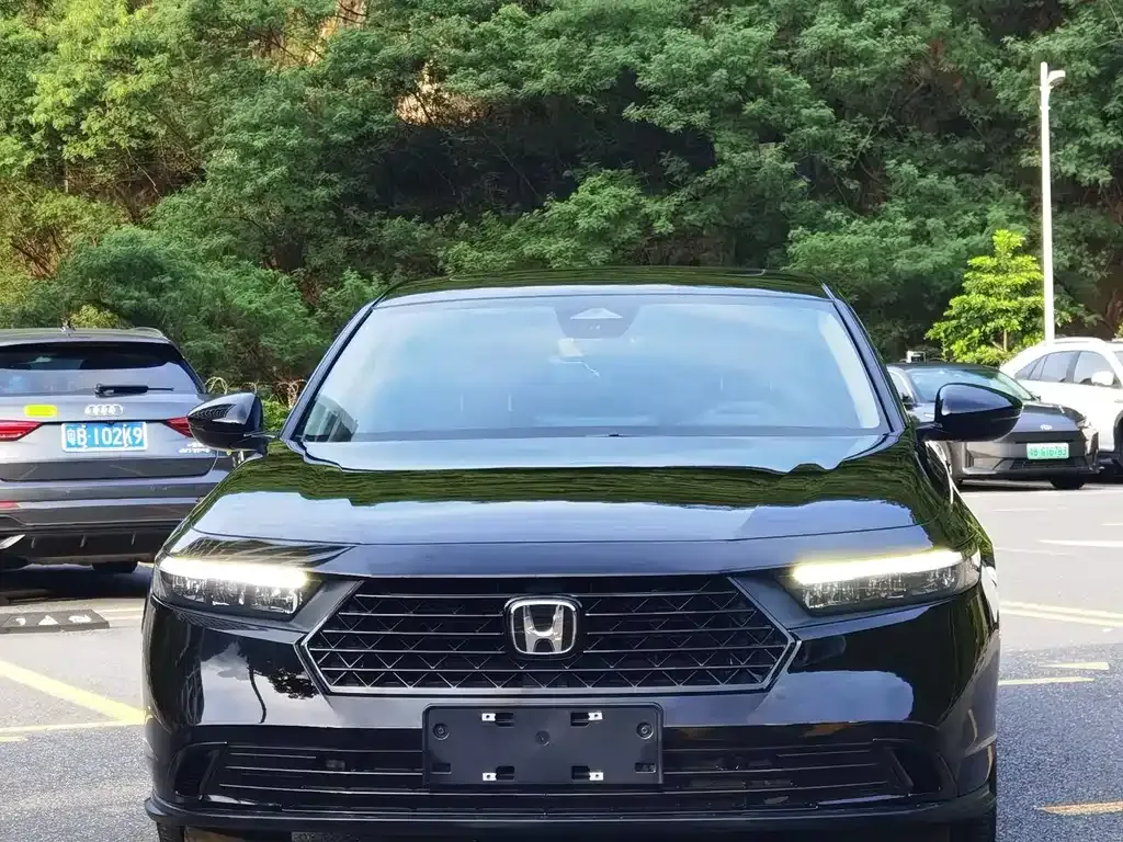 Honda Accord 2023 из CN, фото 2