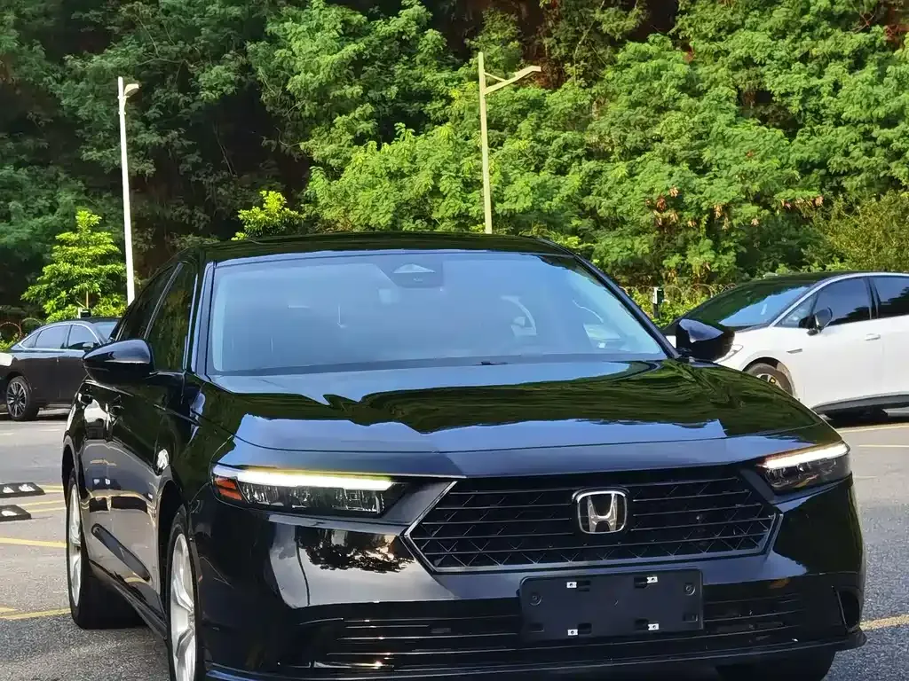 Honda Accord 2023 из CN, фото 3