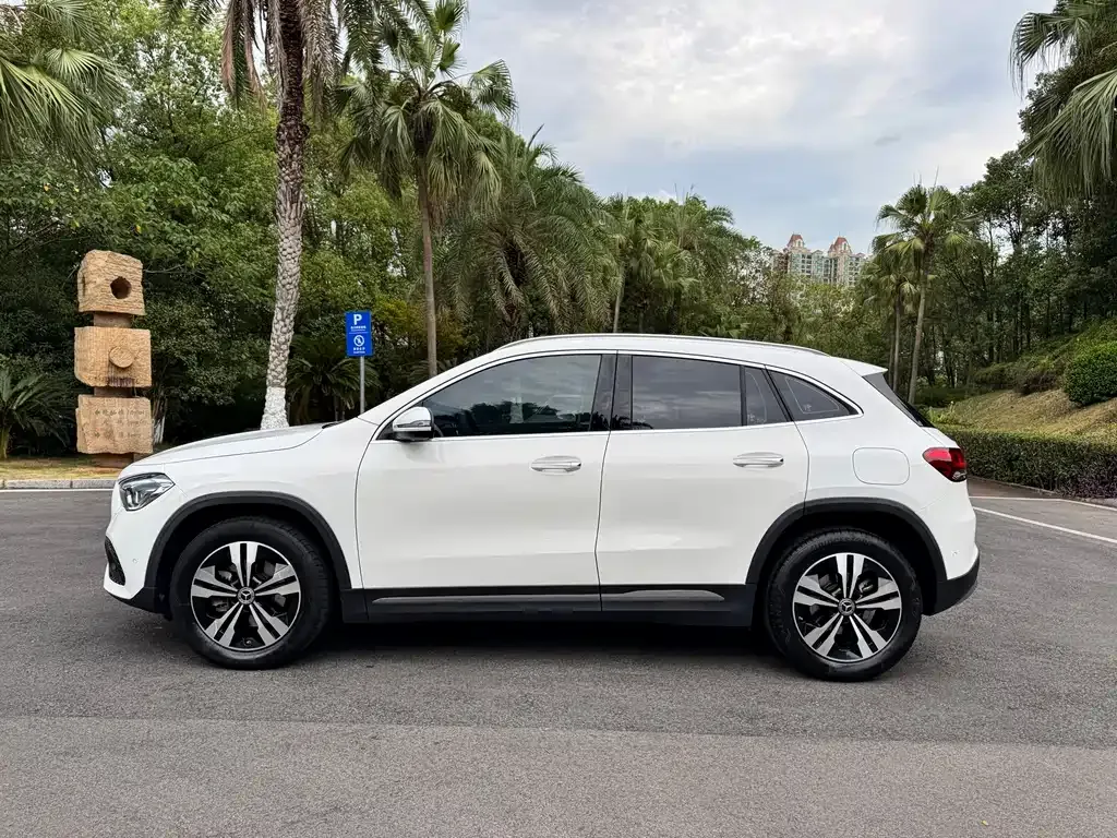 Mercedes-Benz GLA — фото 4