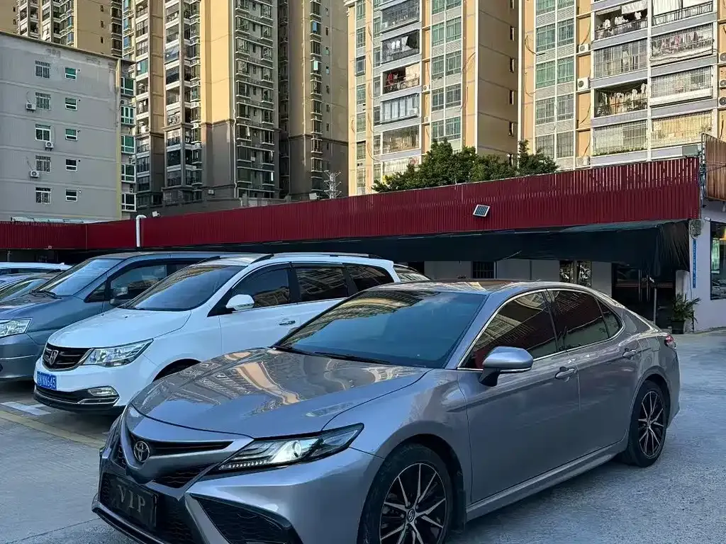 Toyota Camry 2021 из CN, фото 1
