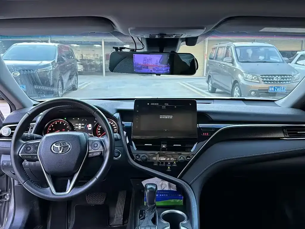 Toyota Camry 2021 из CN, фото 5
