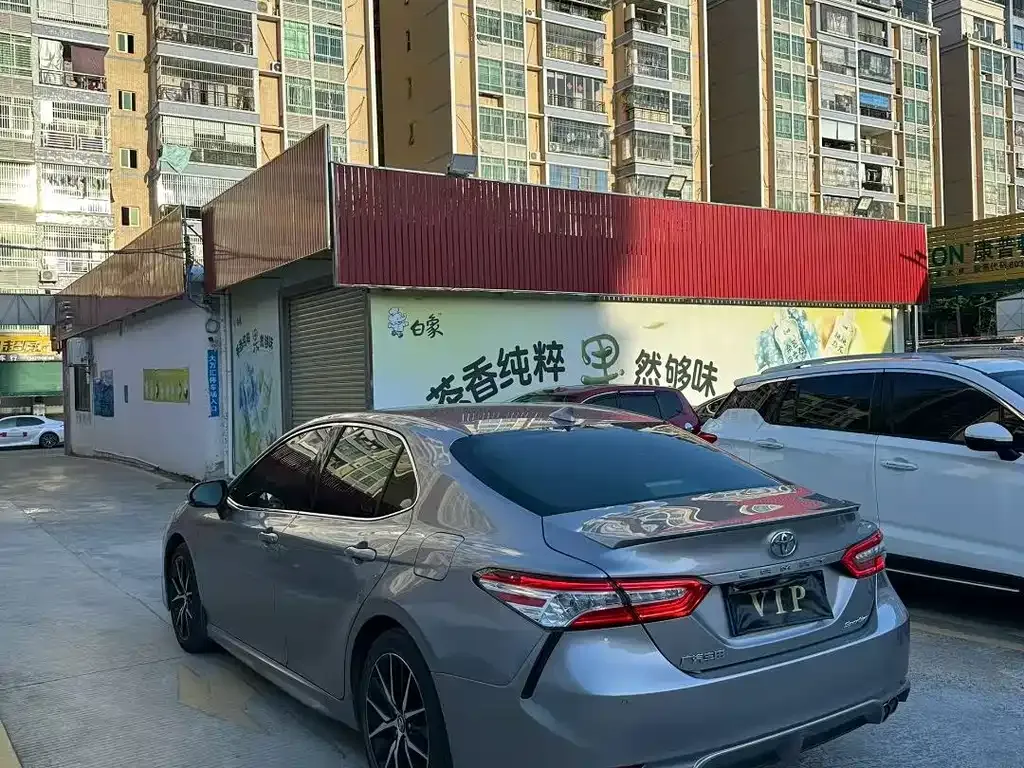 Toyota Camry 2021 из CN, фото 7
