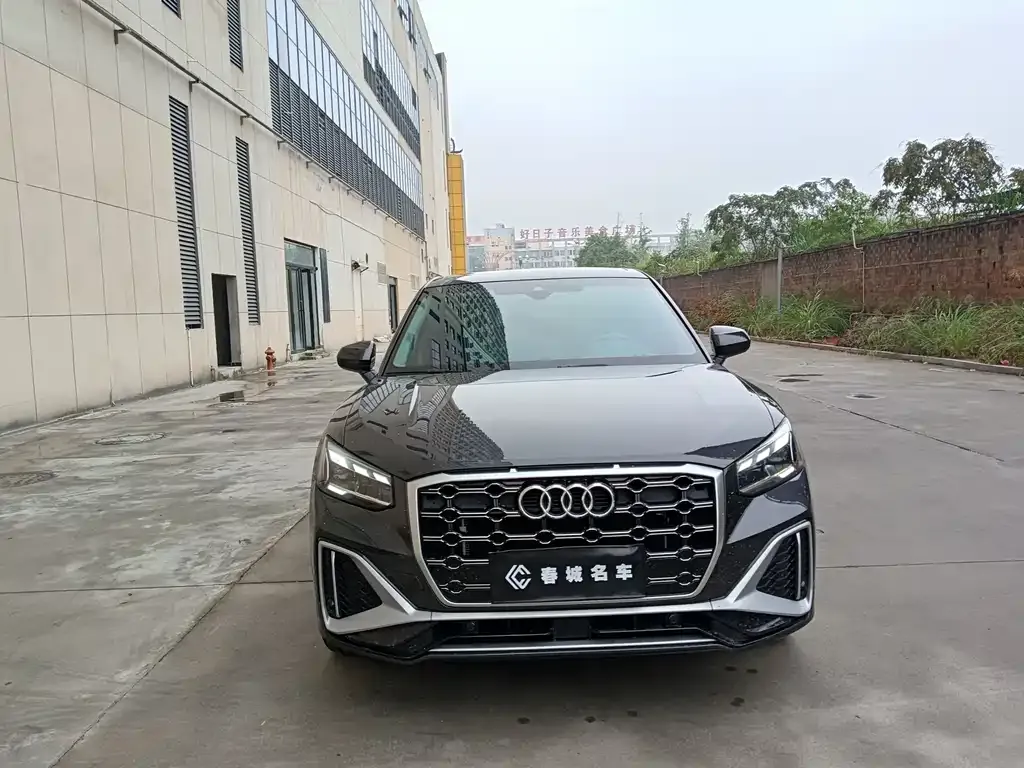 Audi Q2L 2024 из CN, фото 2