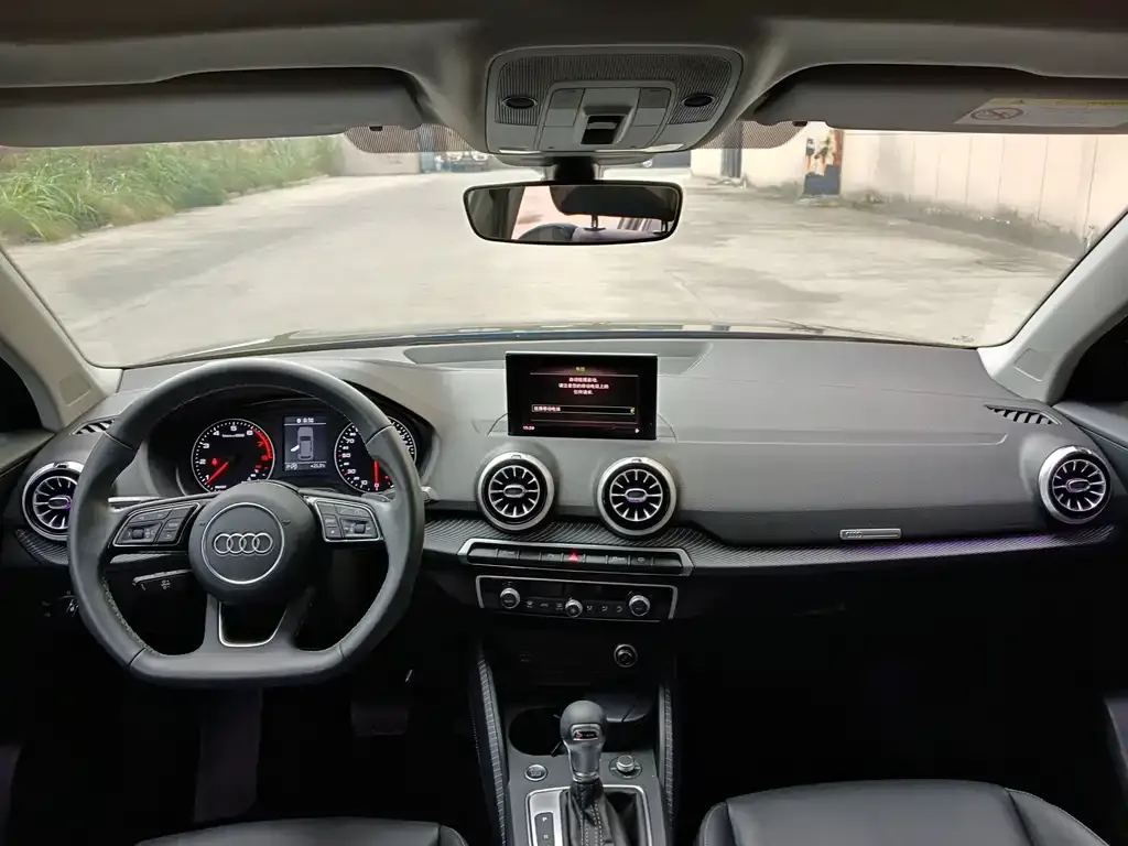 Audi Q2L 2024 из CN, фото 5
