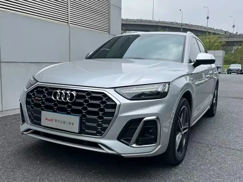Audi SQ5 2023 из CN, фото 1
