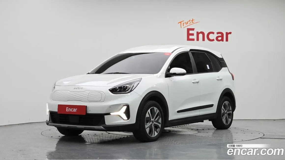 Kia Niro 2023 из KR, фото 1