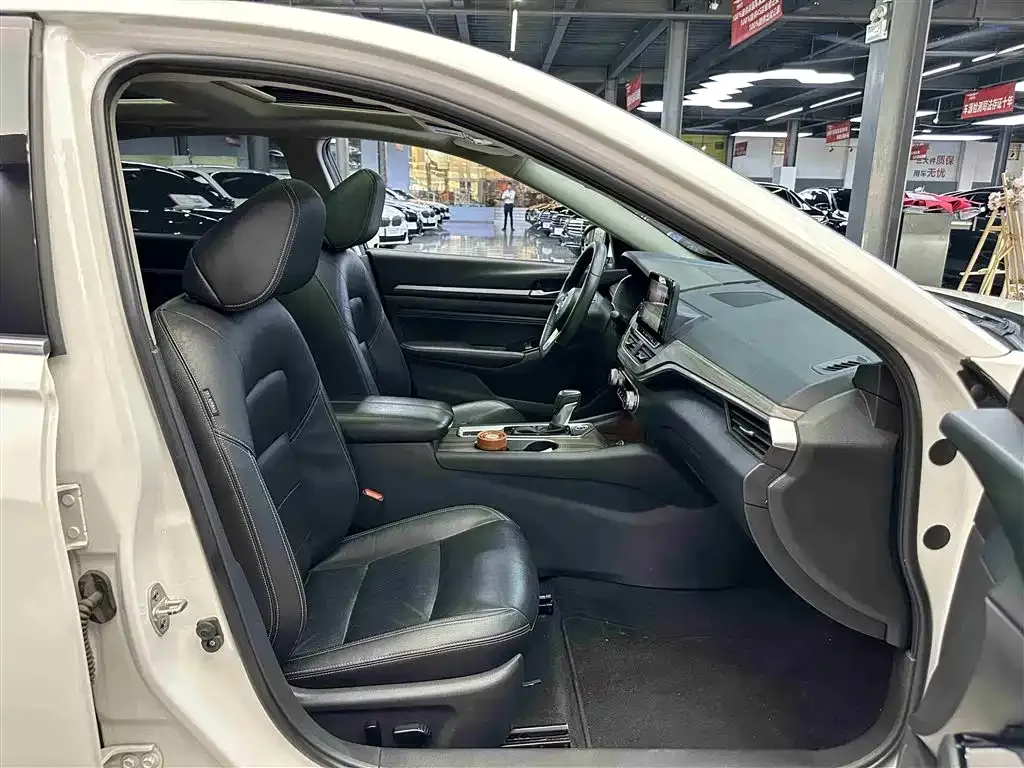 Nissan Teana 2021 из CN, фото 4