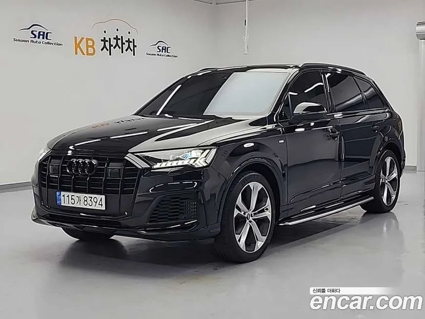 Audi Q7 2023 из KR, фото 2