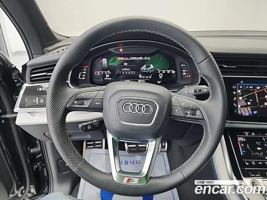 Audi Q7 2023 из KR, фото 9