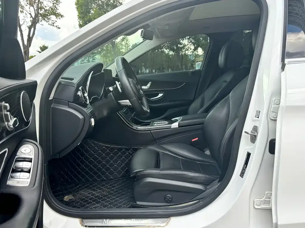 Mercedes-Benz C-Class 2021 из CN, фото 4
