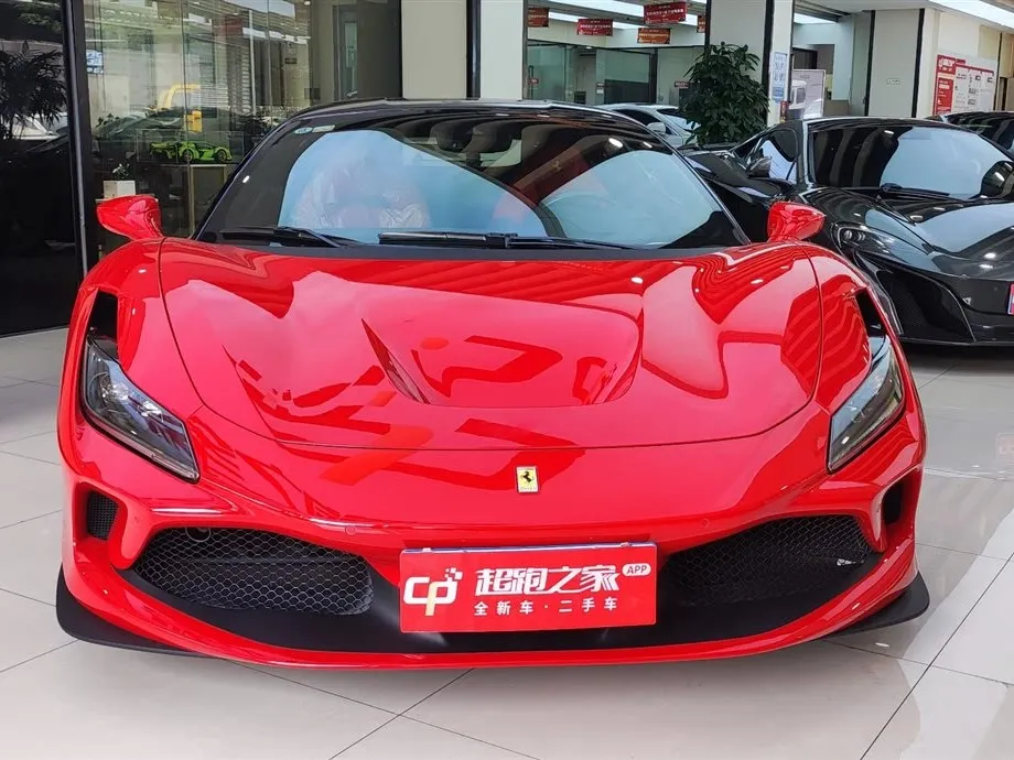Ferrari F8 — фото 1
