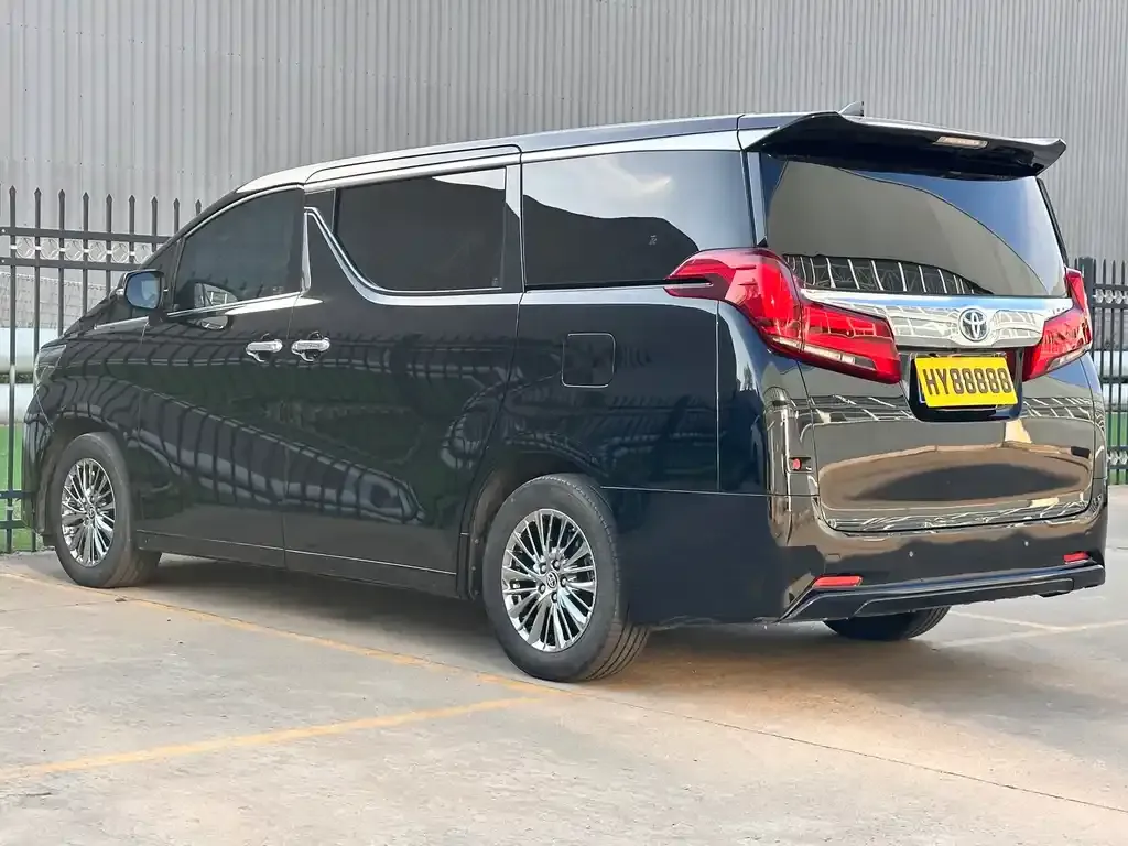 Toyota Alphard 2021 из CN, фото 4
