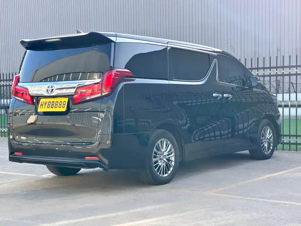 Toyota Alphard 2021 из CN, фото 6
