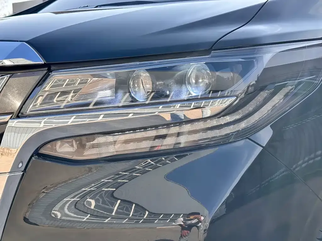 Toyota Alphard 2021 из CN, фото 8