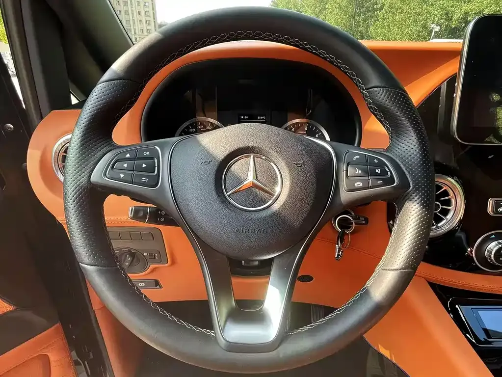Mercedes-Benz Vito 2024 из CN, фото 8