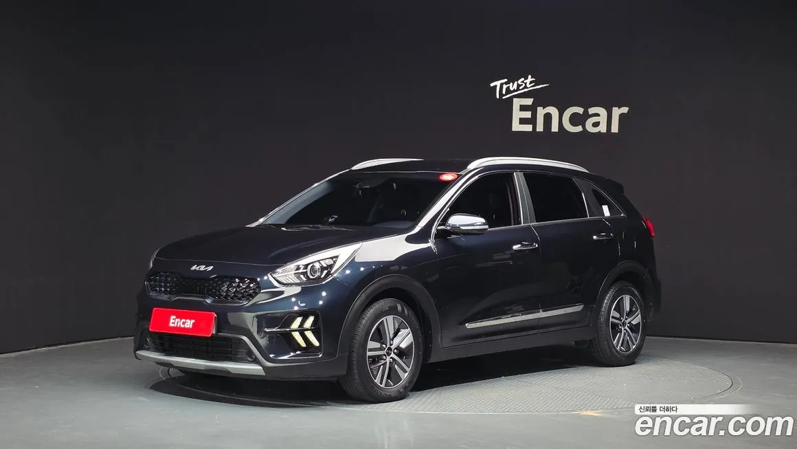 Kia Niro — фото 1