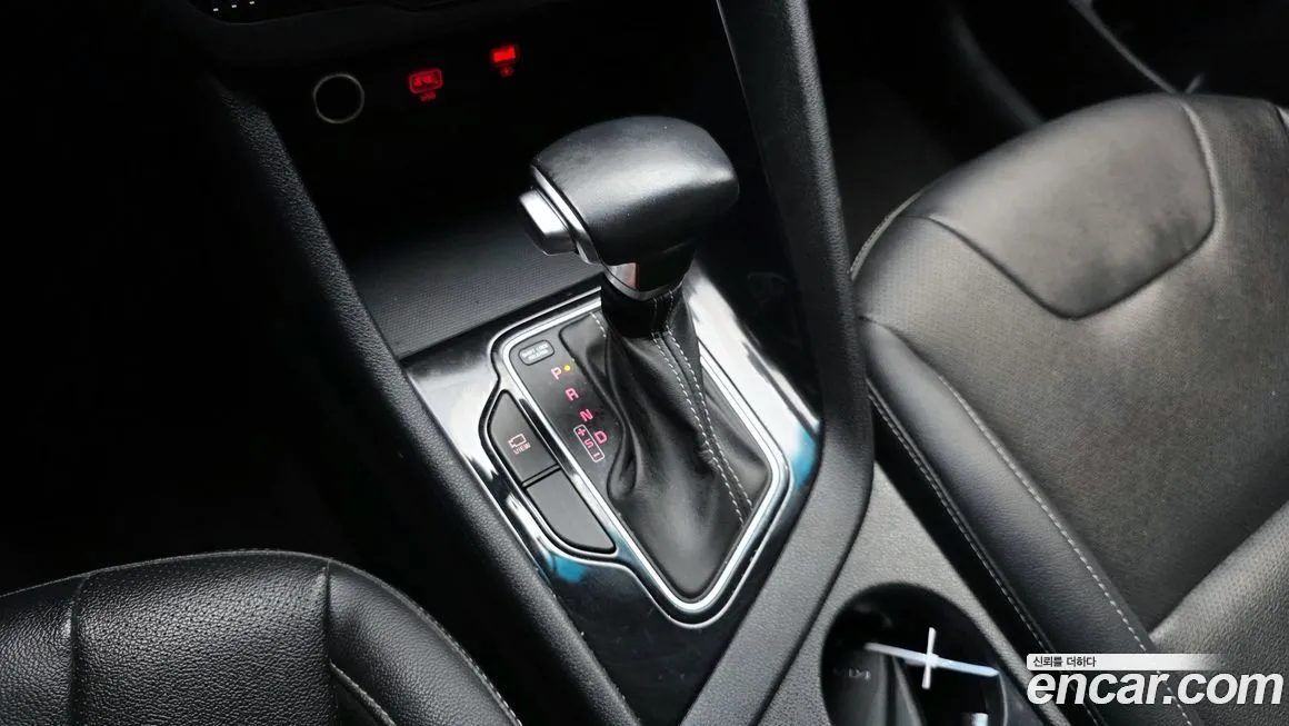 Kia Niro — фото 9