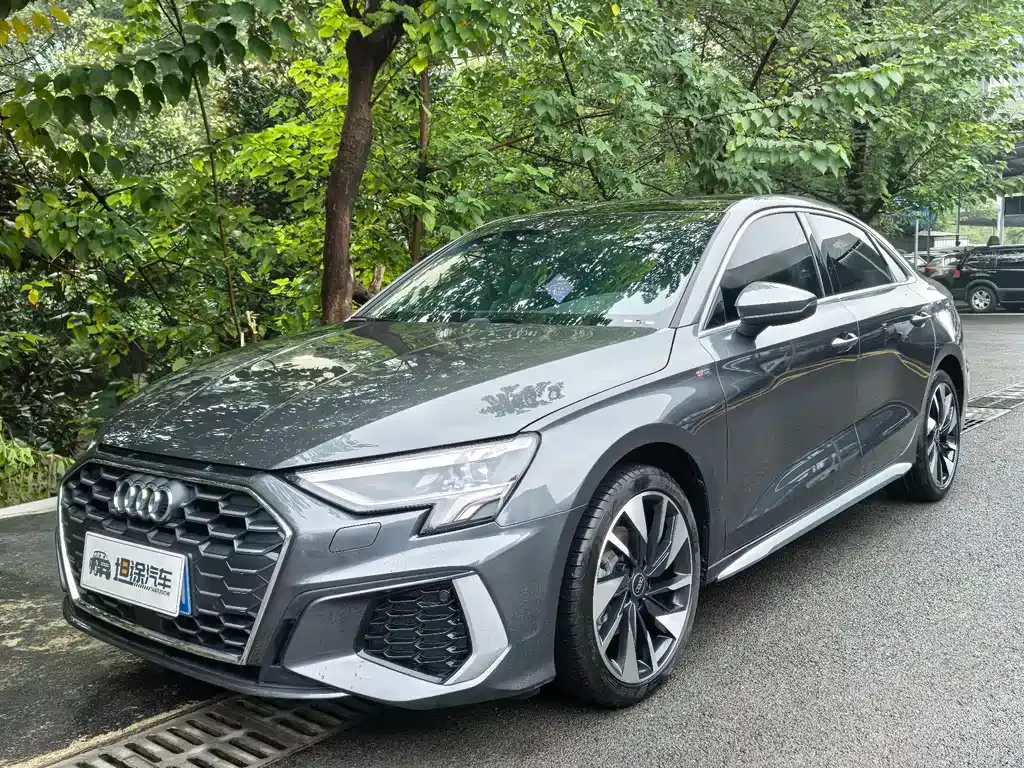 Audi A3 2024 из CN, фото 1