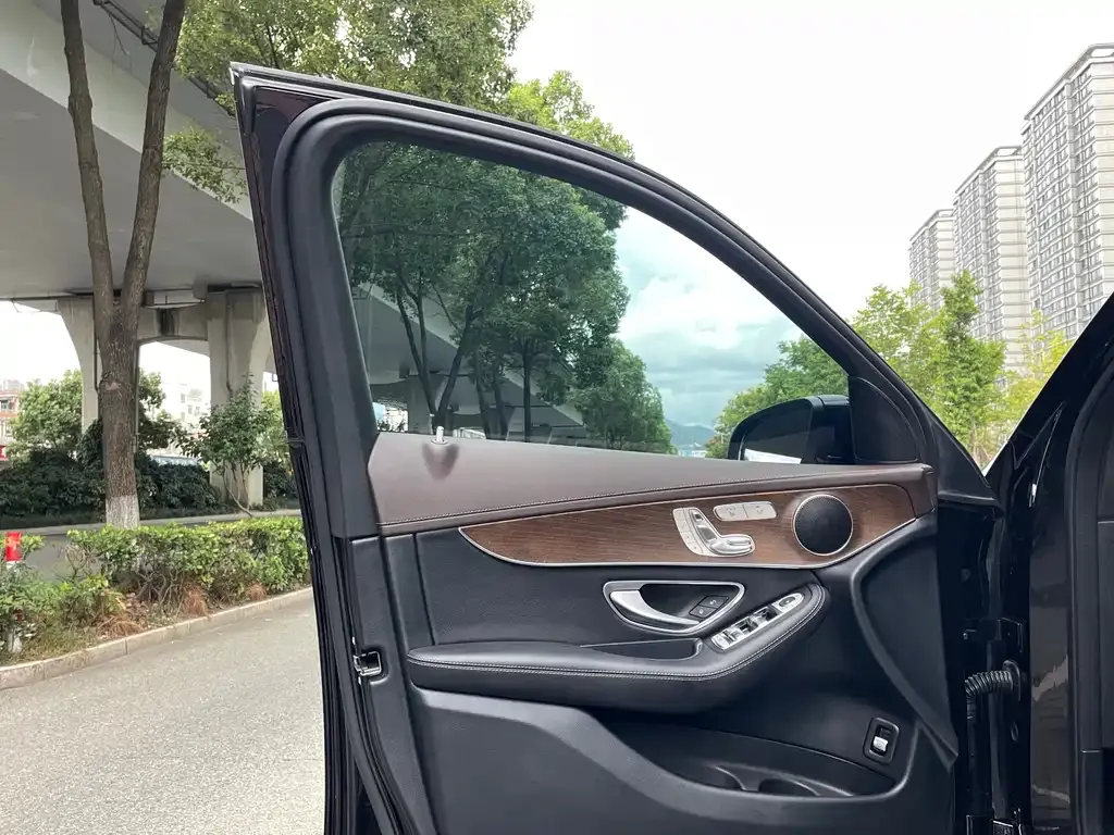 Mercedes-Benz GLC 2022 из CN, фото 7