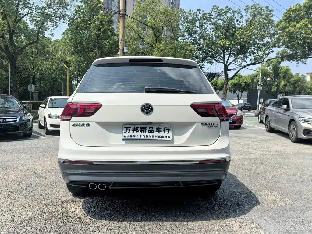 Volkswagen Tiguan L — фото 5