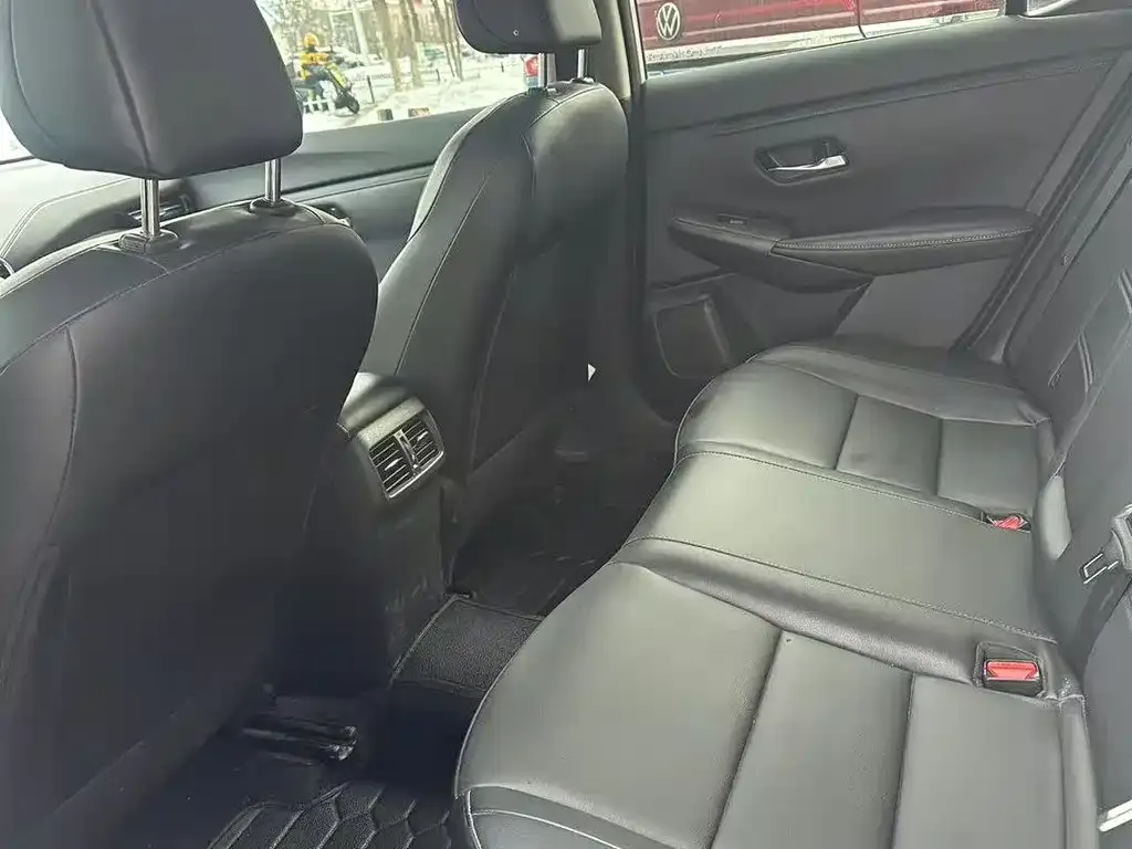 Nissan Sylphy 2022 из CN, фото 5