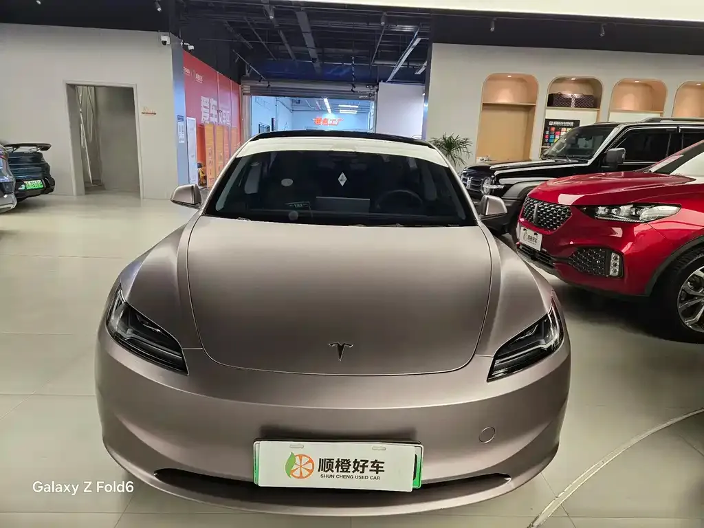 Tesla Model 3 2024 из CN, фото 2