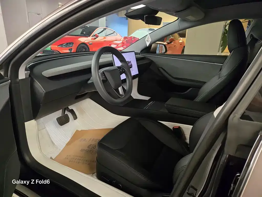 Tesla Model 3 2024 из CN, фото 4