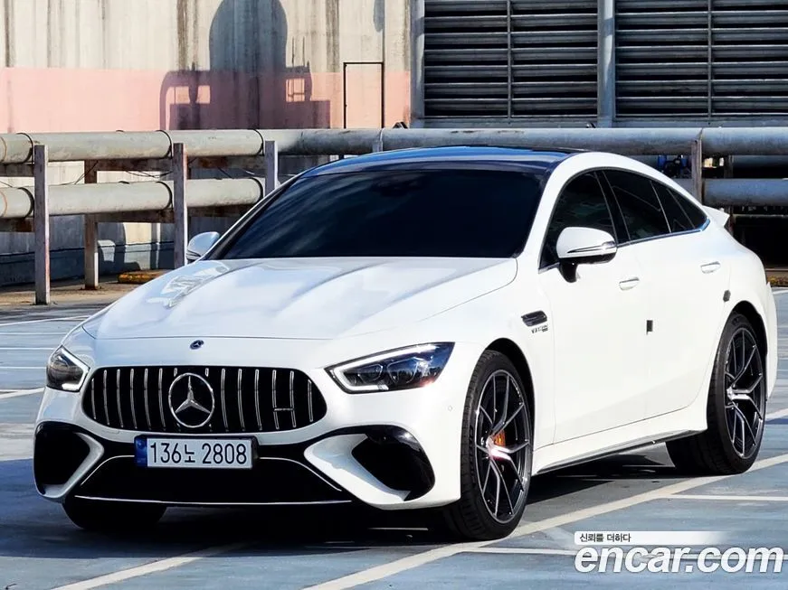 Mercedes-Benz AMG GT — фото 1